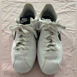 White Nike Cortez size 6.5